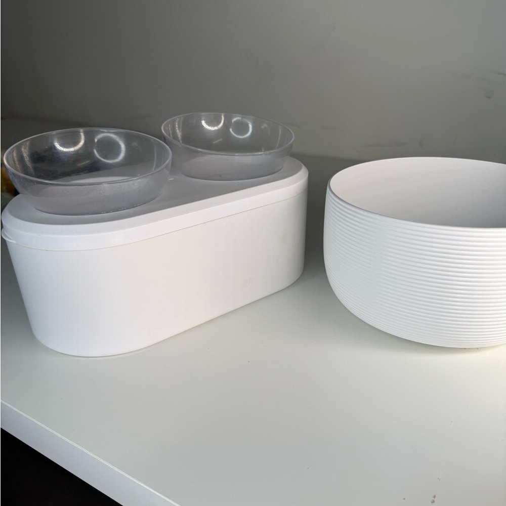White Pet Feeder with Bowls